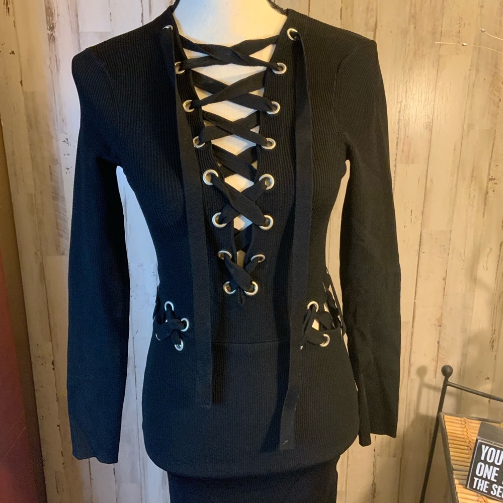 Chrissy Teigen X Revolve stretchy dress I size small.